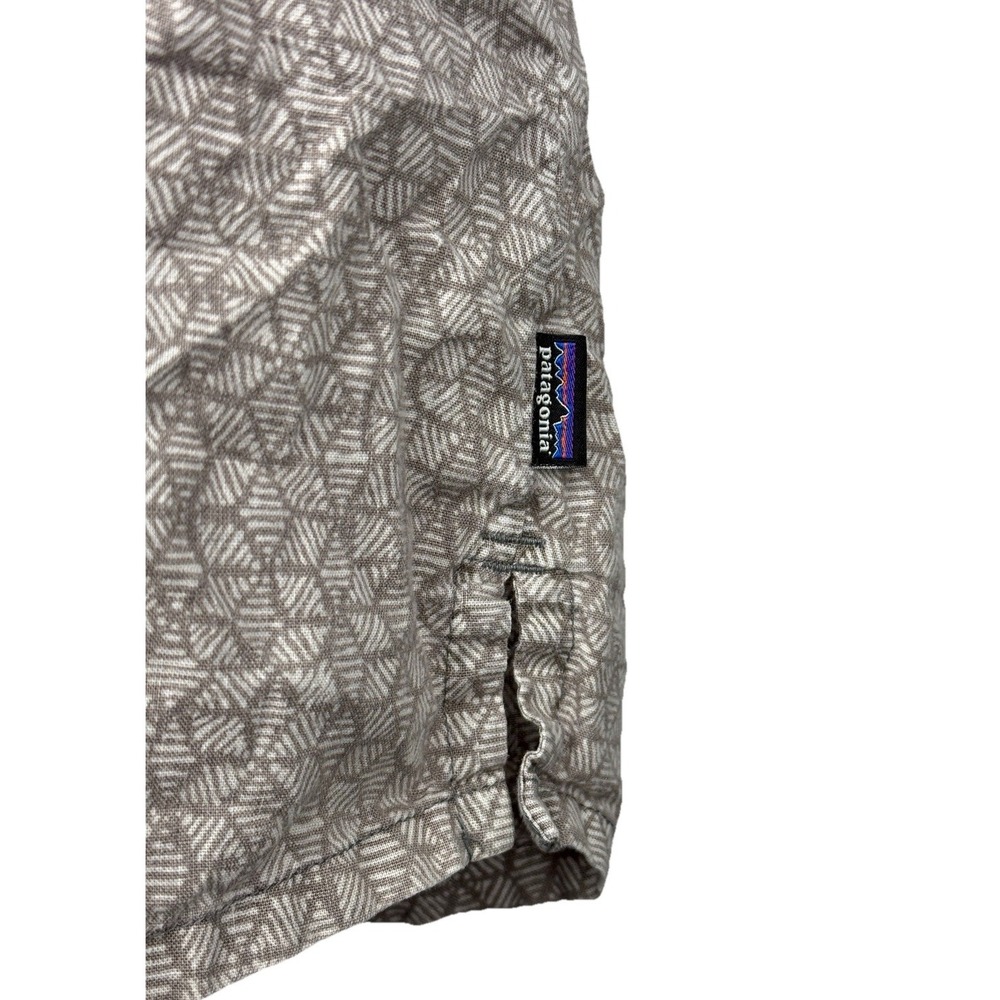 Patagonia Men's Medium Gray Short Sleeve Geometric Button Up Shirt Hemp Cotton - Picture 3 of 10